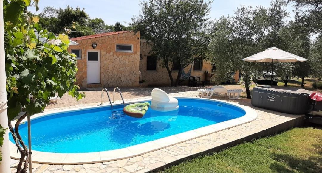 Holiday House Pulina Punat Esterno foto