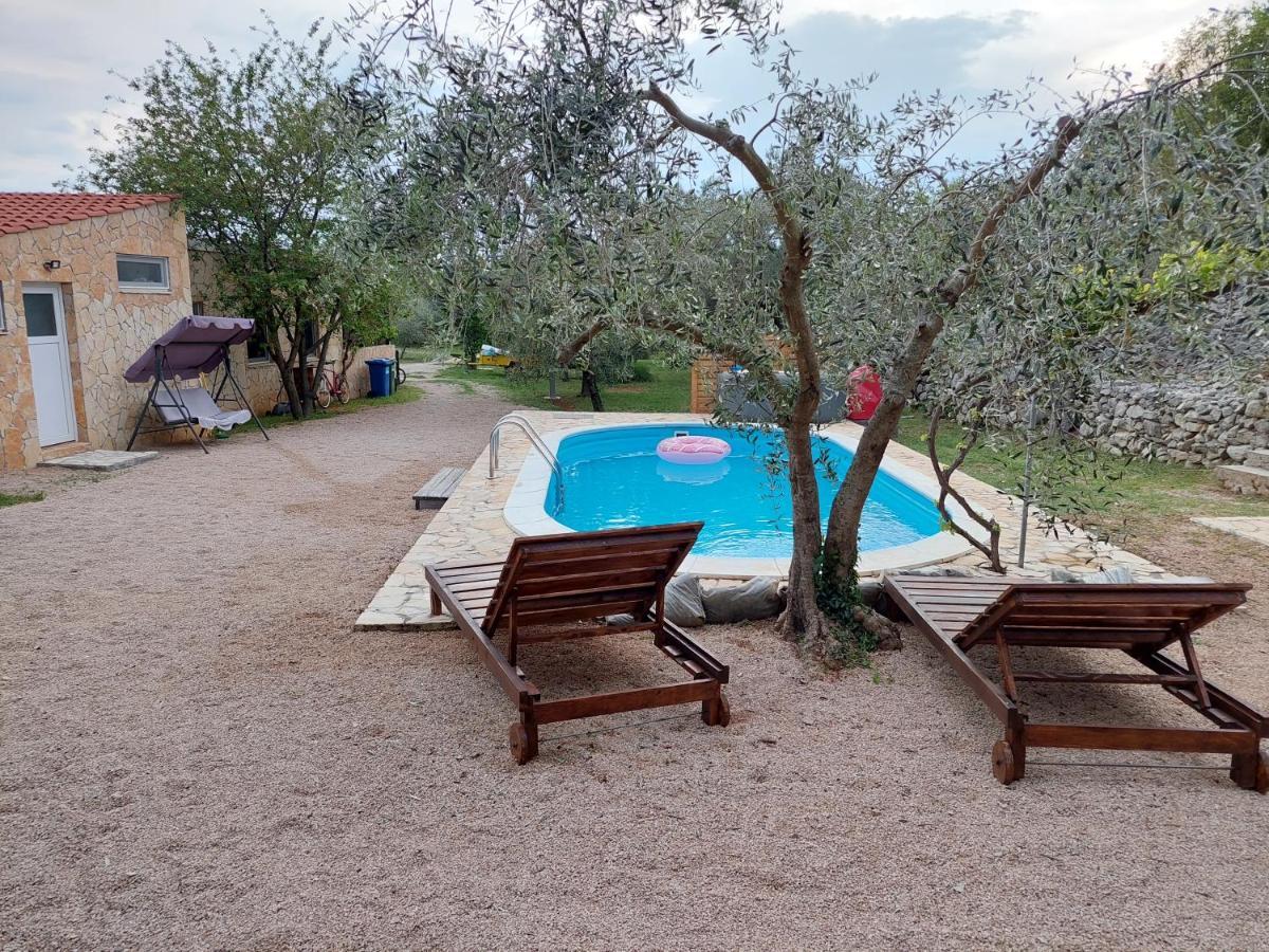 Holiday House Pulina Punat Esterno foto